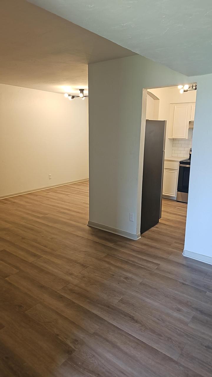 Profile photo 2 of 8