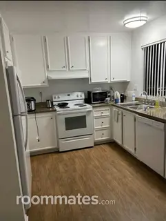 Room for rent in Fullerton, CA $845, apartment