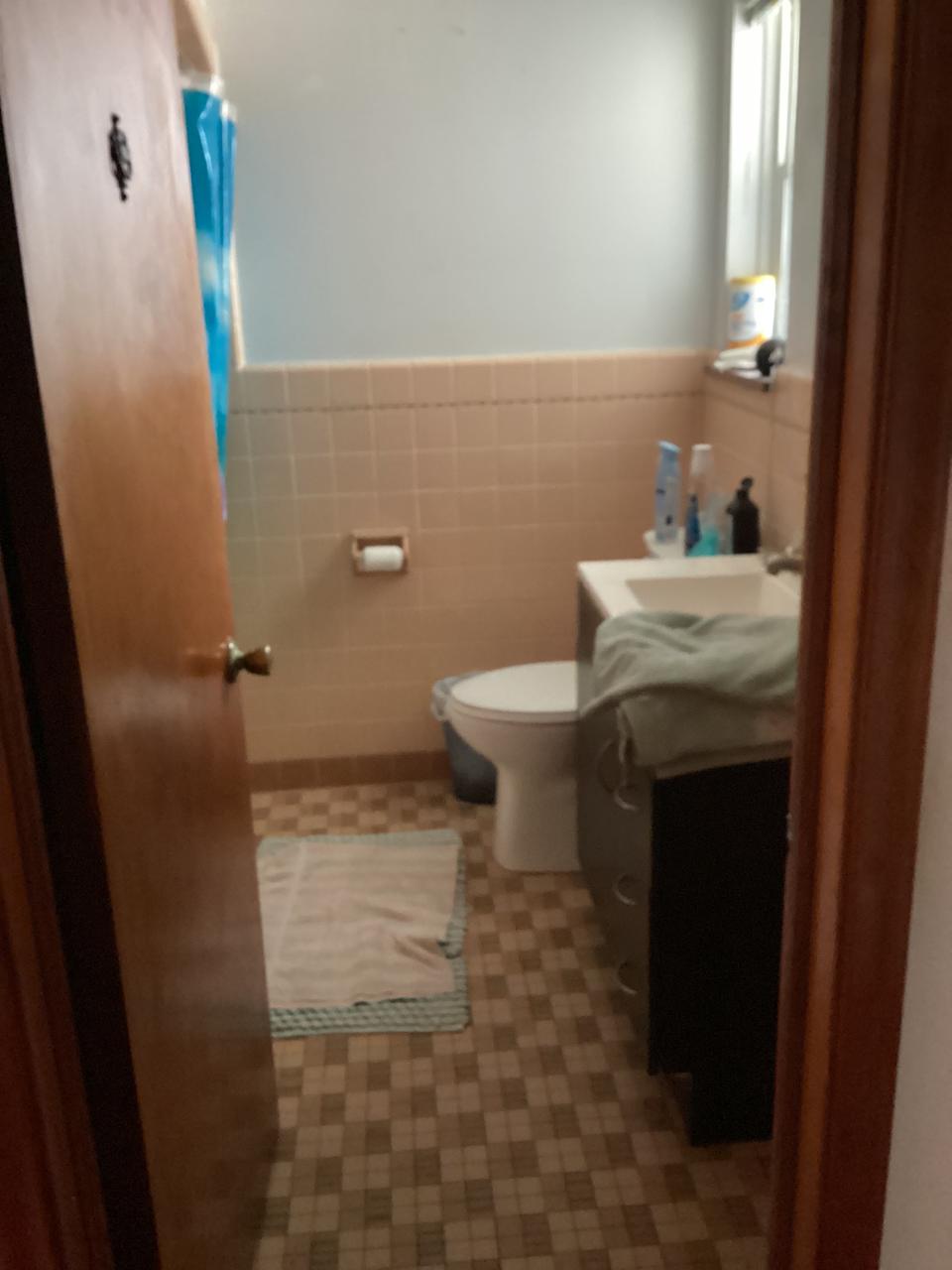 Profile photo 4 of 8