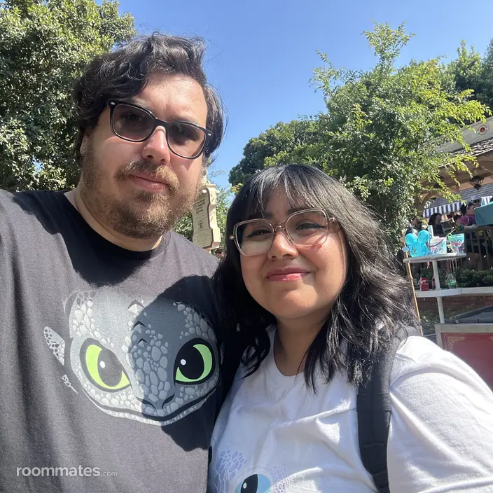 Roommate looking Costa Mesa, CA, $1400