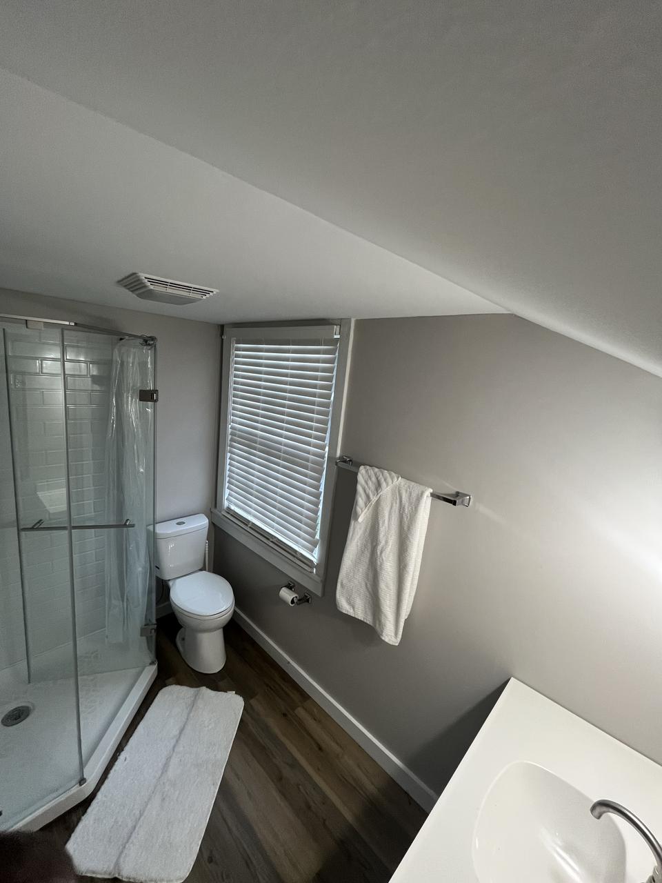 Profile photo 7 of 11