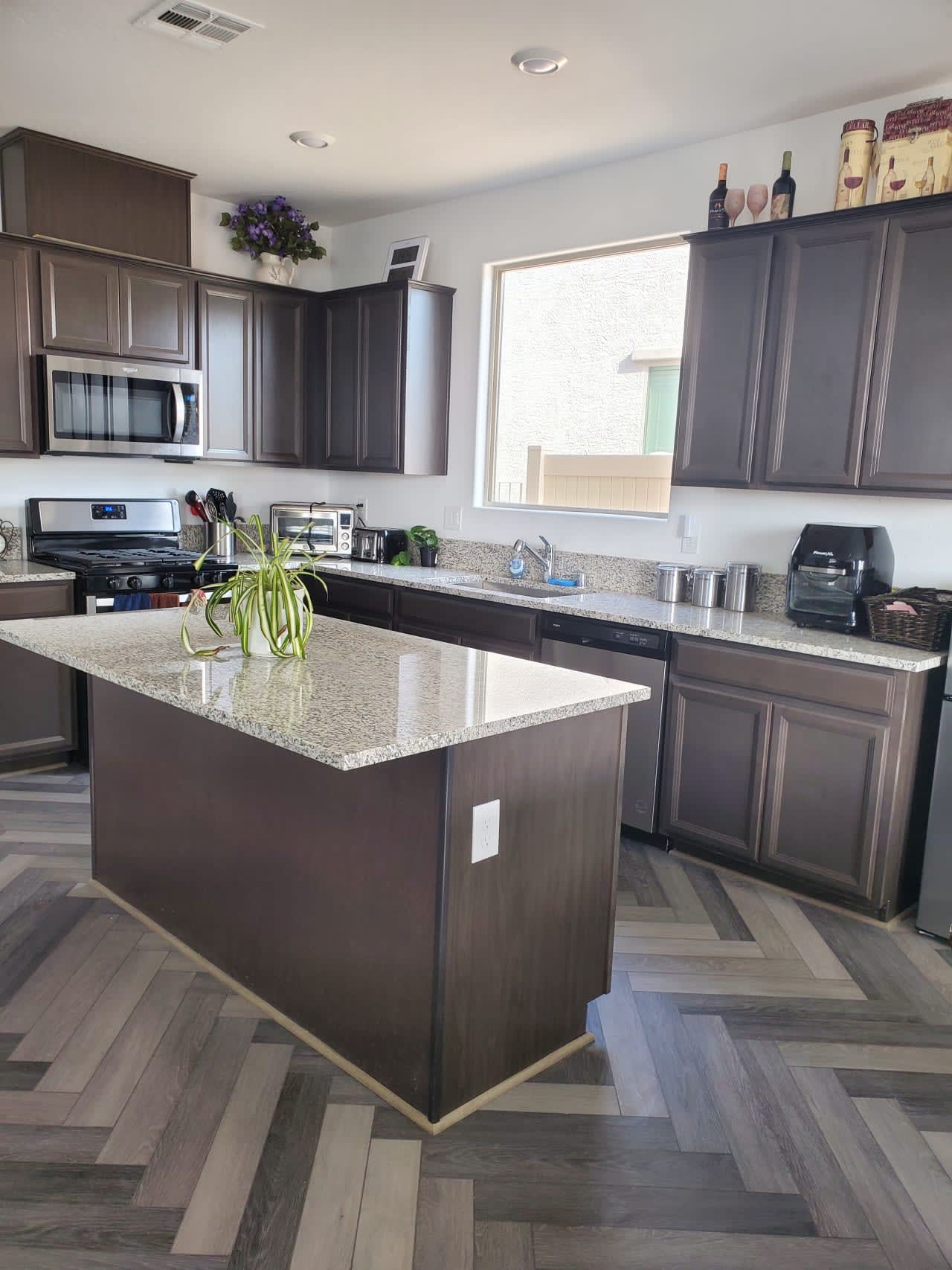 Profile photo 1 of 12