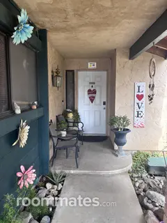 Room for rent in Bakersfield, CA $750, house