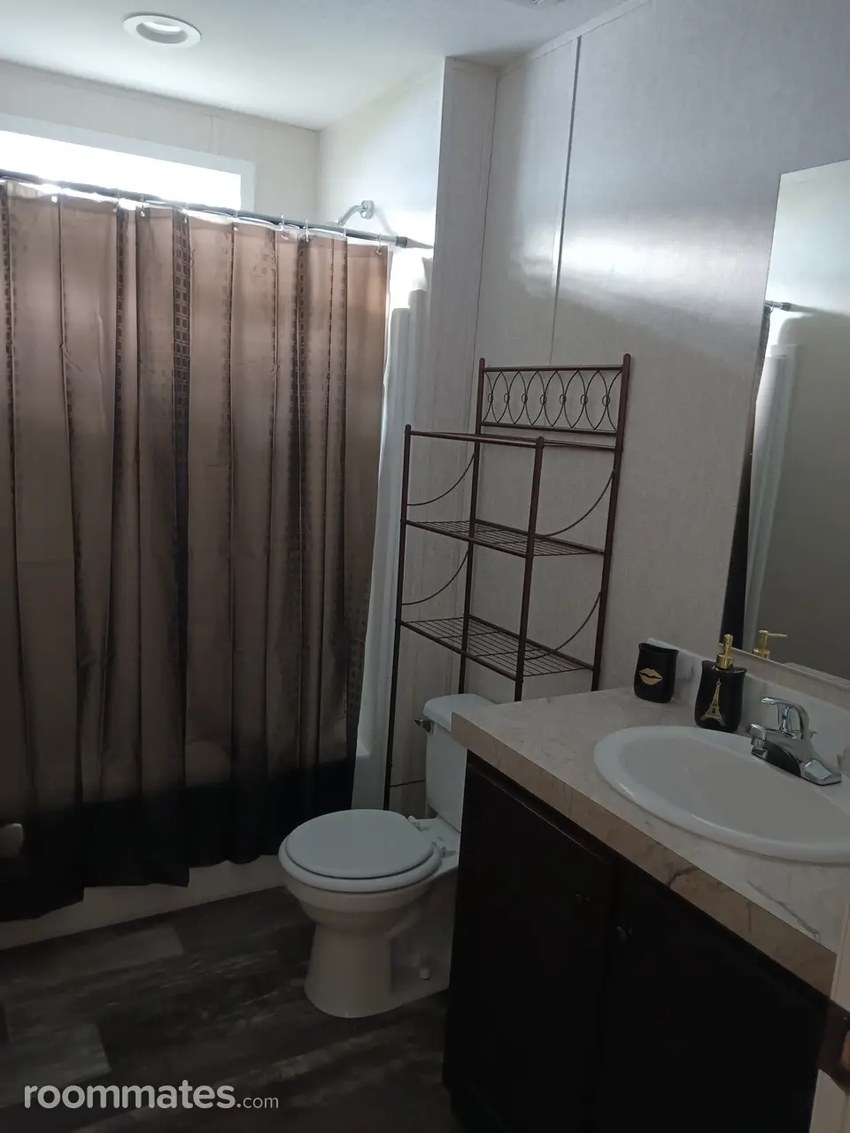 Profile photo 2 of 11