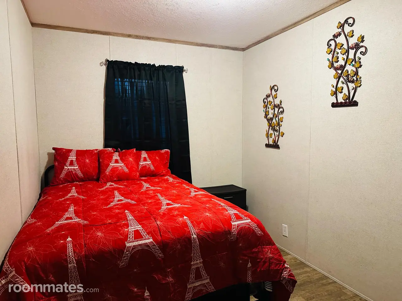 Profile photo 4 of 11