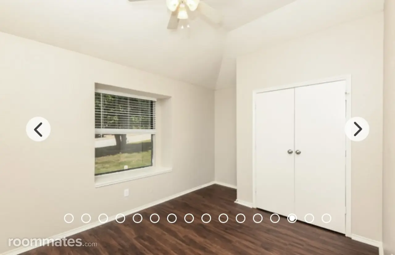 Profile photo 8 of 12