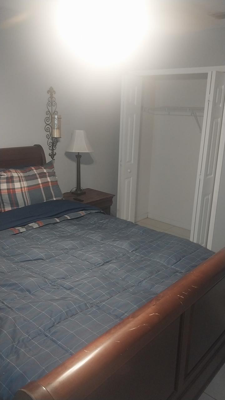 Profile photo 10 of 16