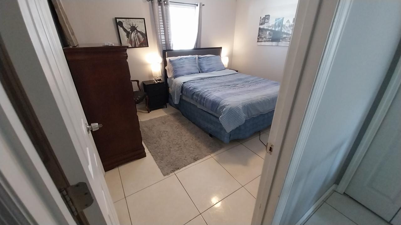 Profile photo 6 of 16