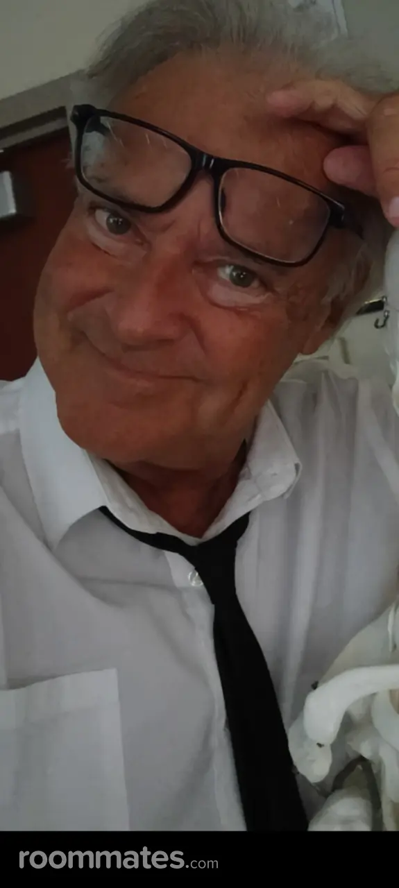 Profile photo 12 of 13