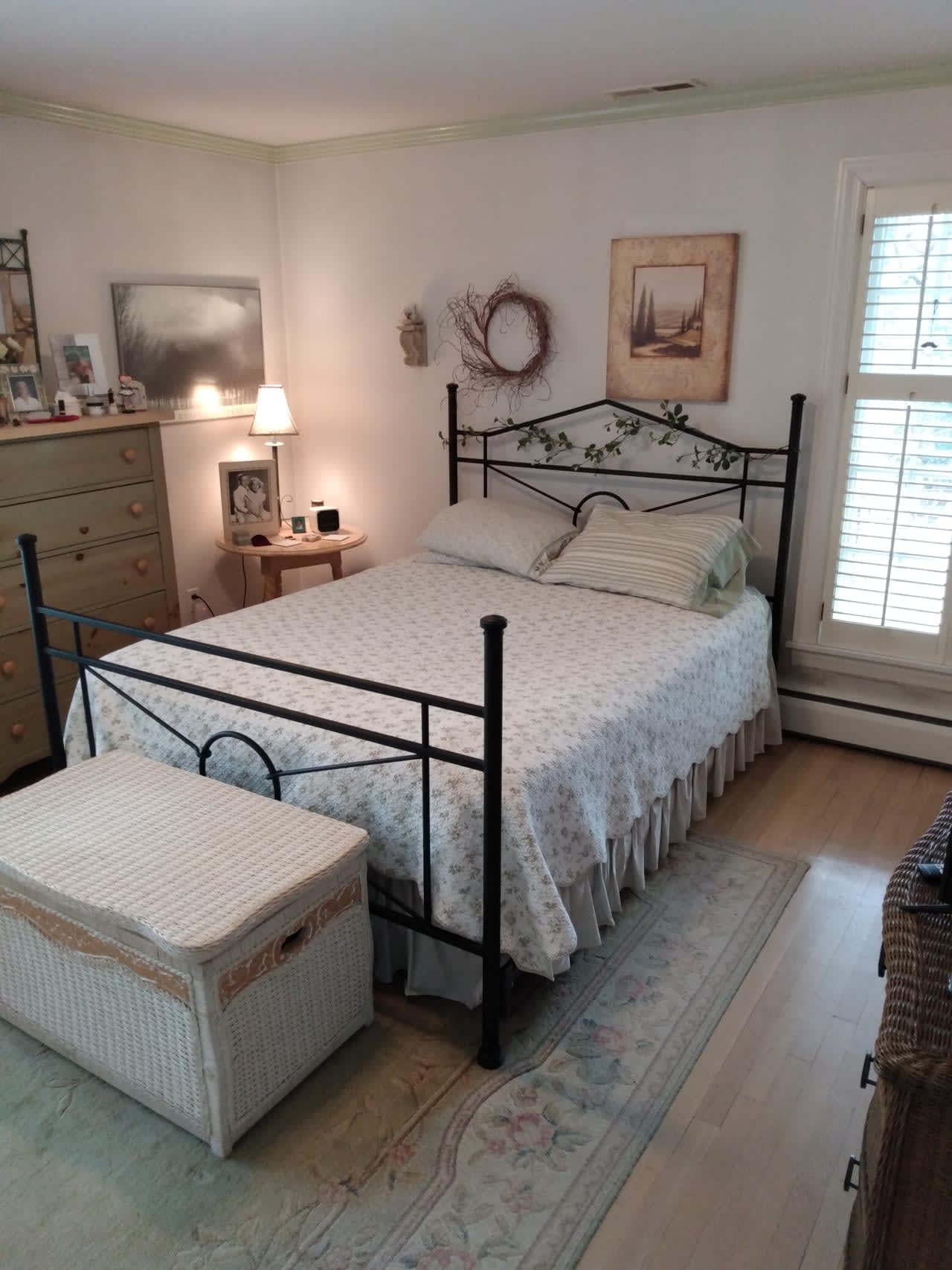 Profile photo 3 of 13