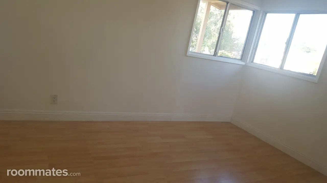 Profile photo 4 of 8