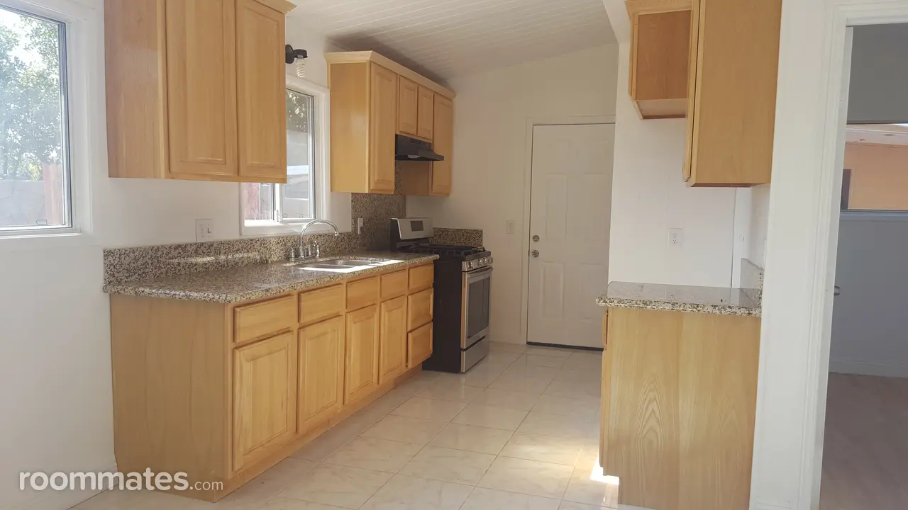 Profile photo 5 of 8