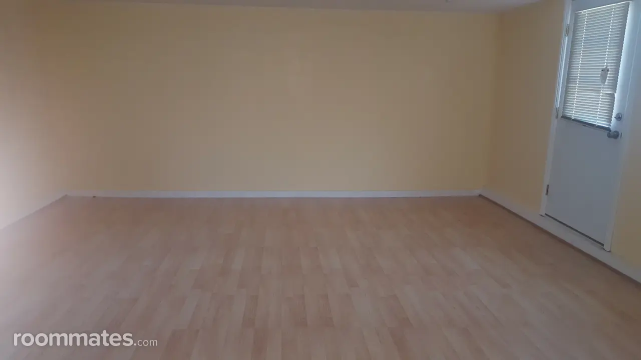 Profile photo 6 of 8