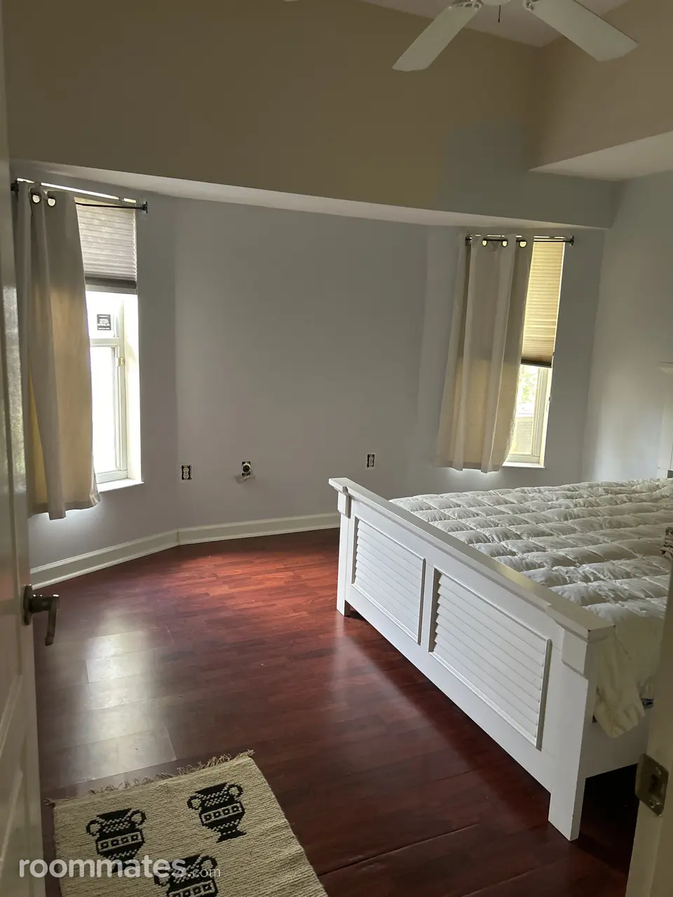 Profile photo 1 of 8