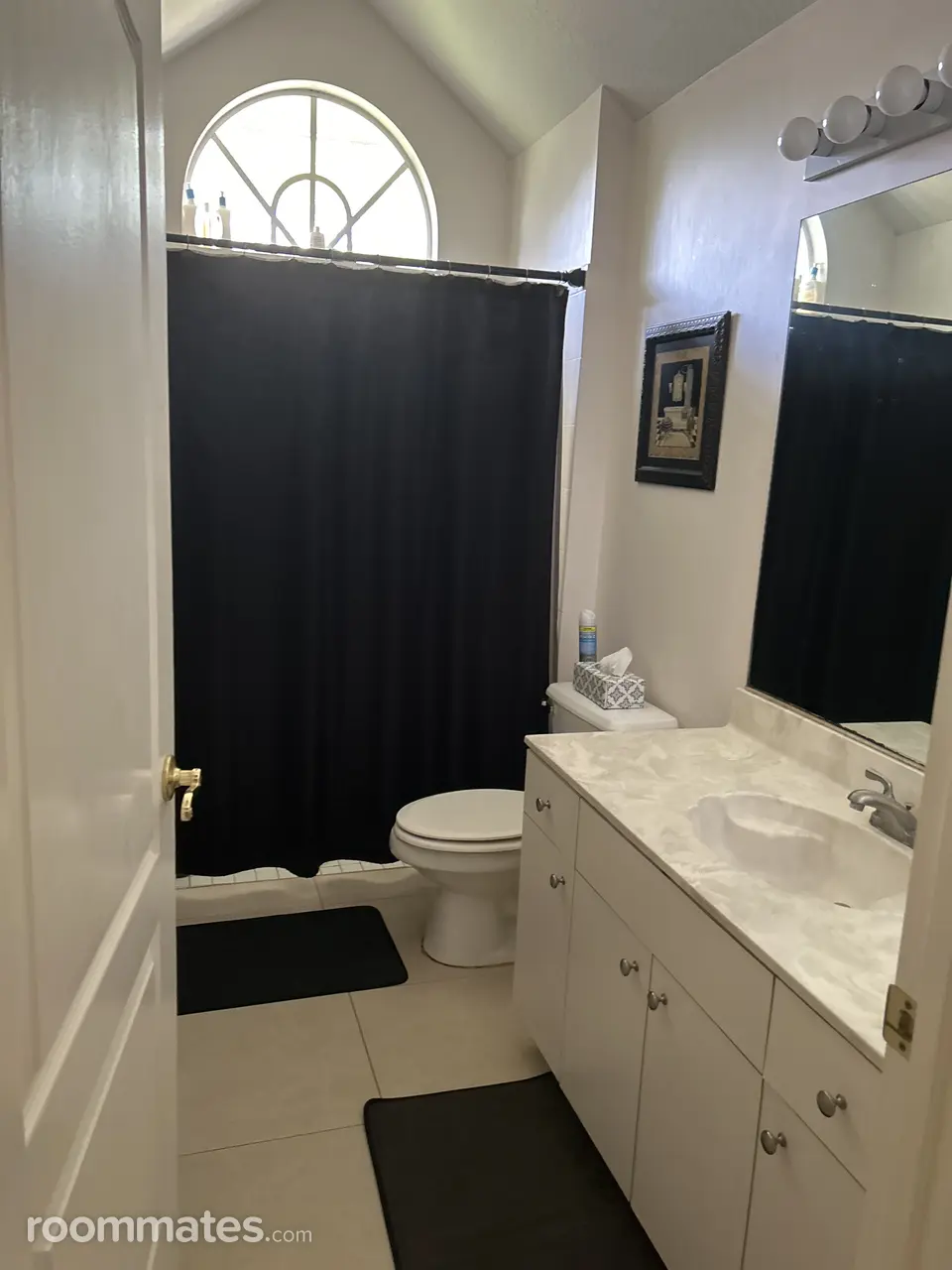 Profile photo 3 of 8