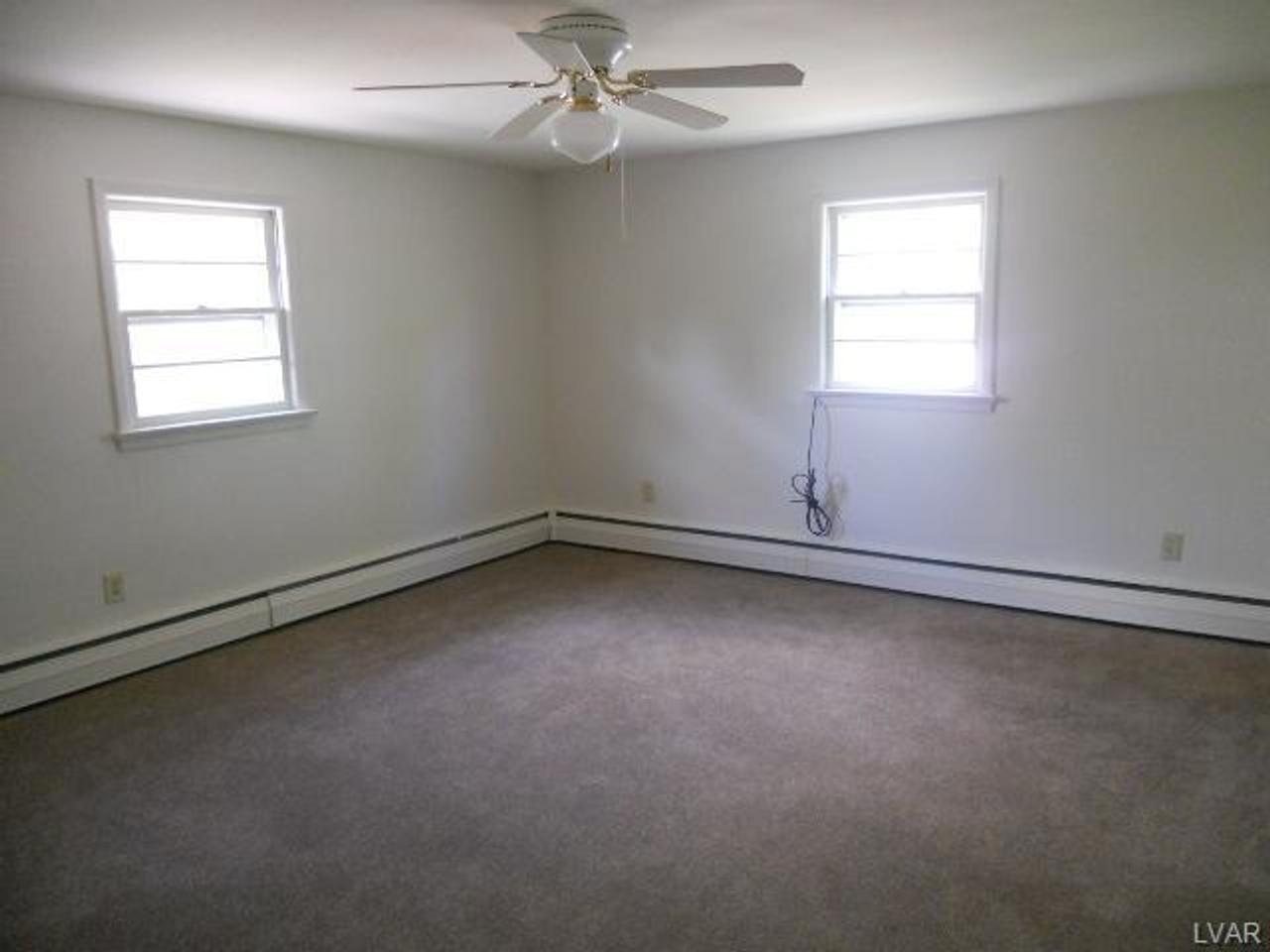 Profile photo 8 of 12