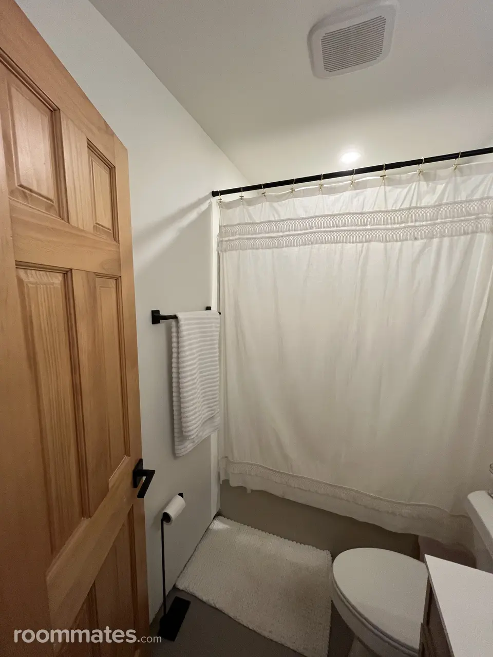 Profile photo 11 of 24