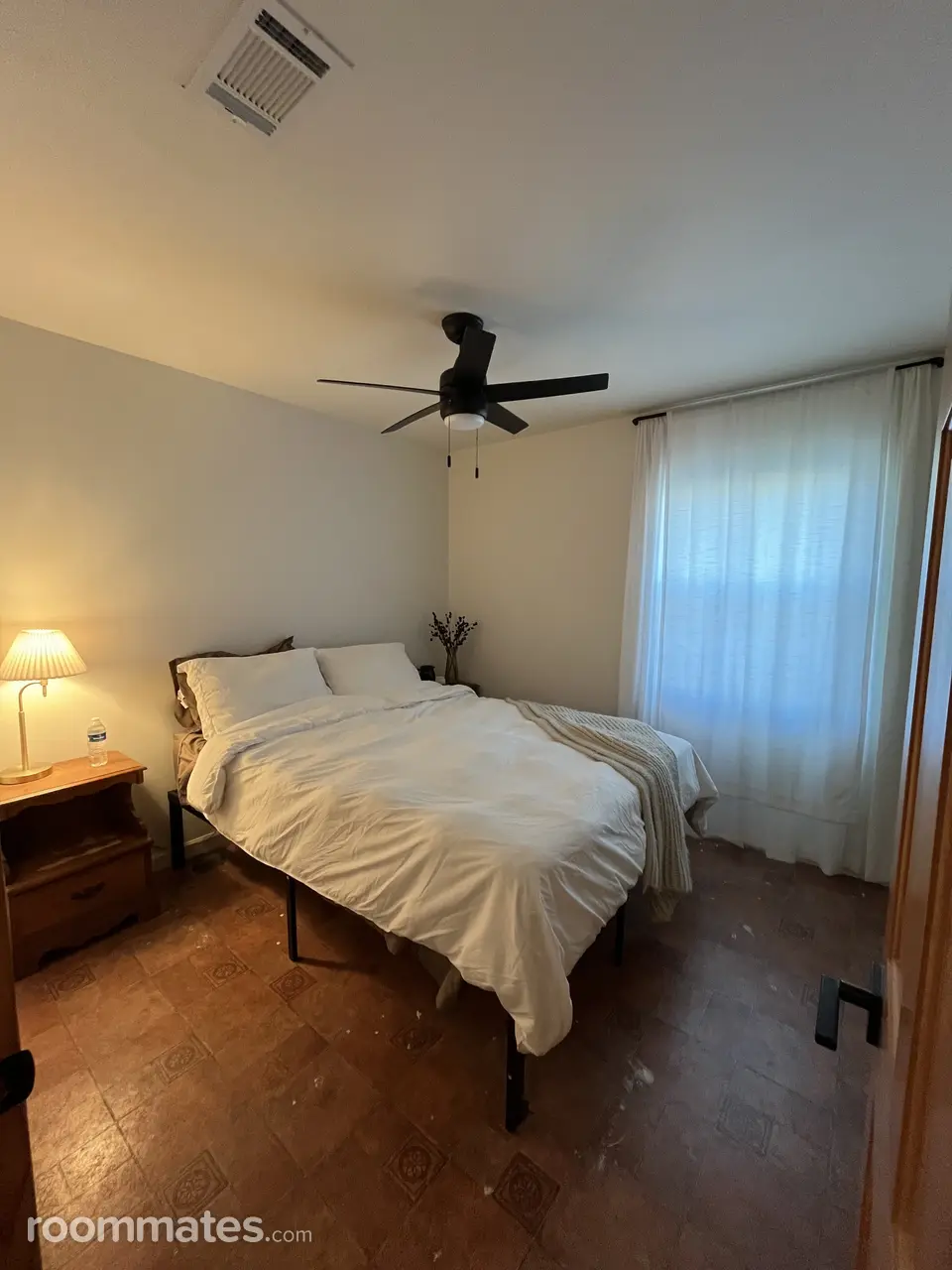 Profile photo 19 of 24