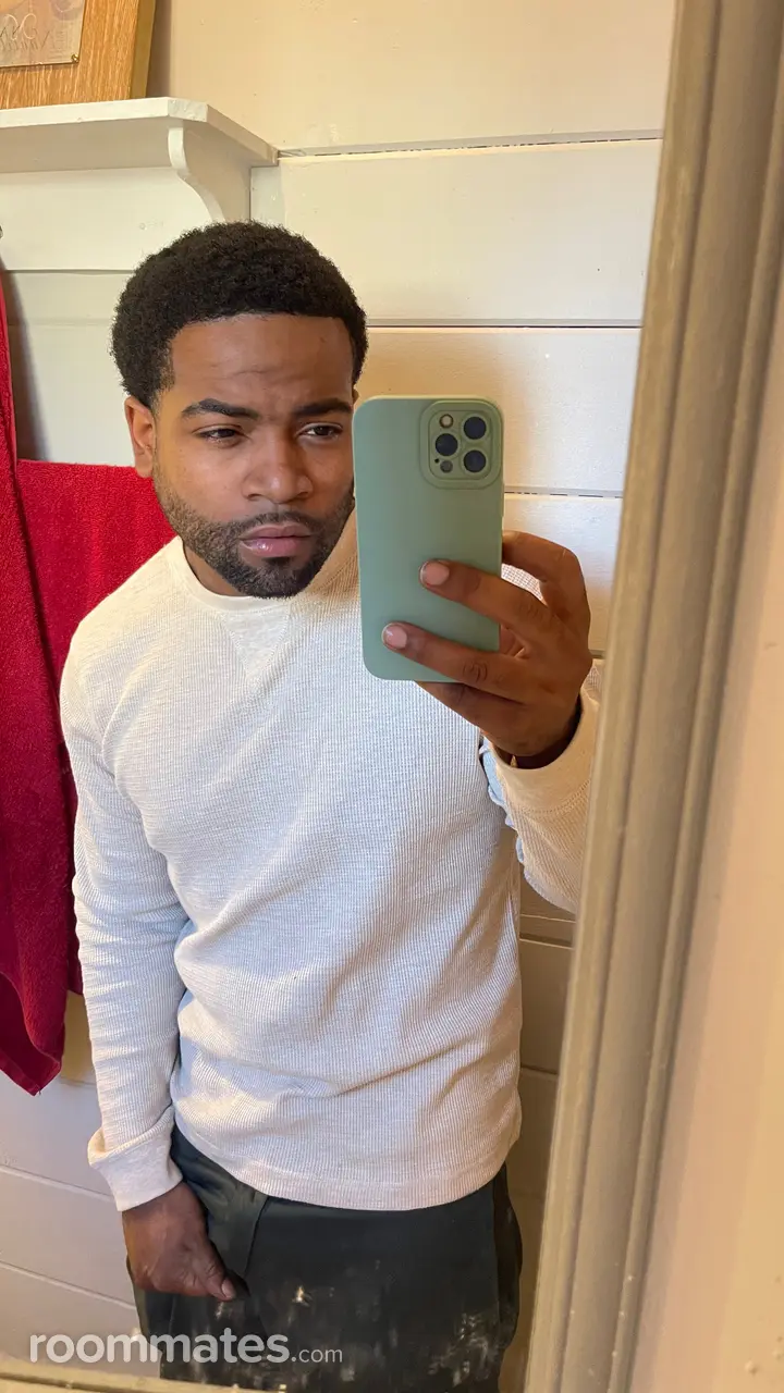 Profile photo 1 of 1