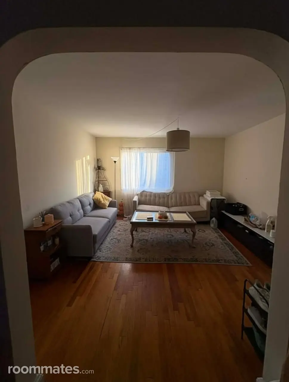 Profile photo 7 of 11