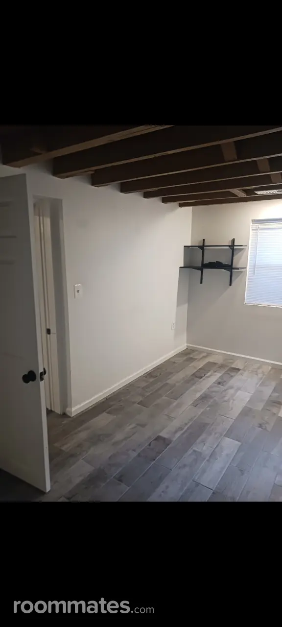 Profile photo 2 of 11