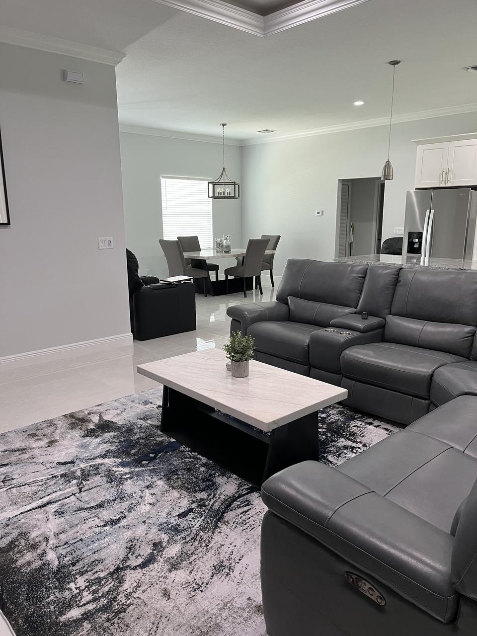 Profile photo 4 of 7