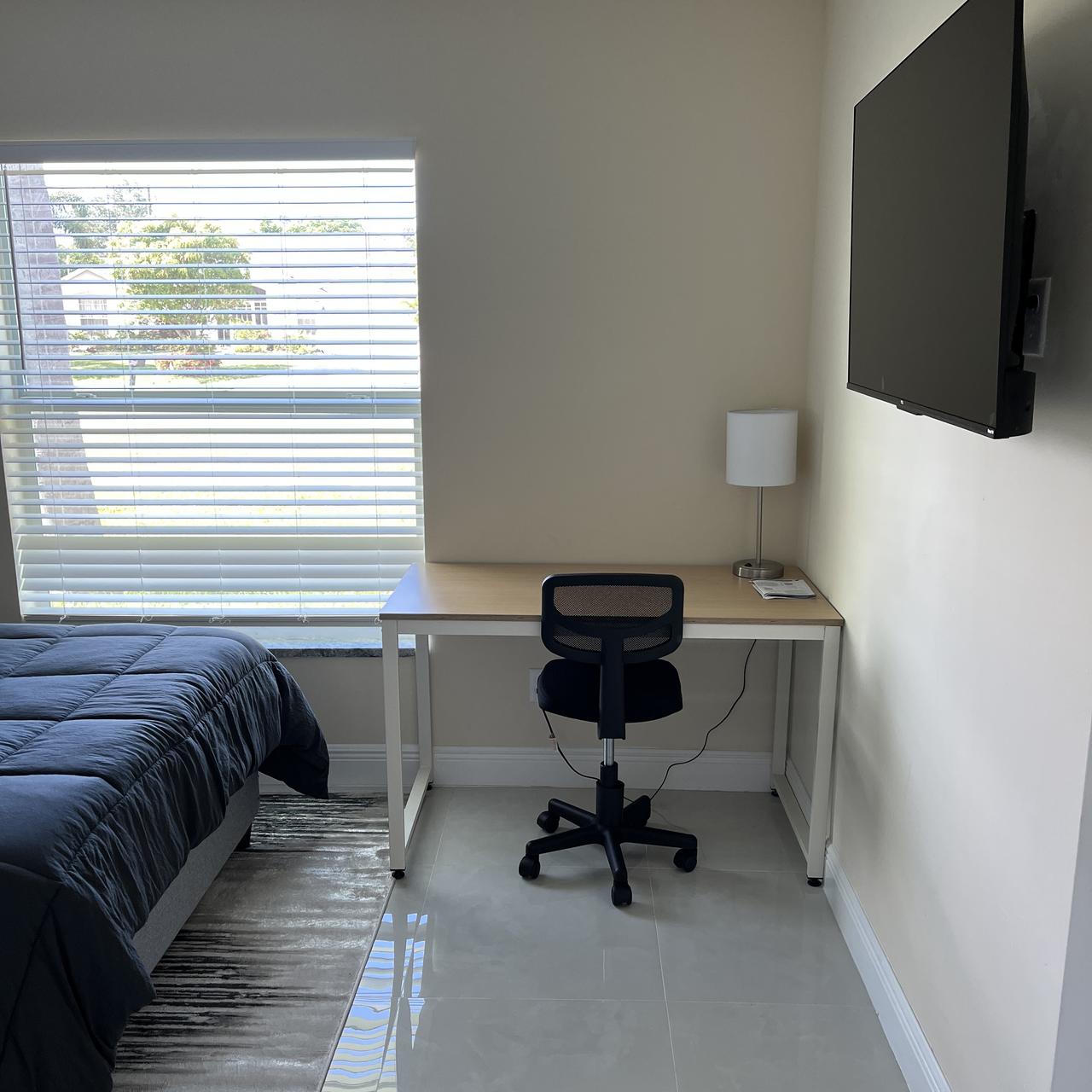 Profile photo 3 of 7