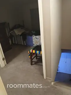 Room for rent in Harrison Township, MI $625, condo