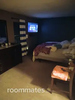 Room for rent in Harrison Township, MI $625, condo