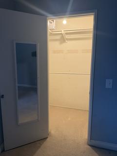 Room for rent in Santa Clarita, CA $1200, house