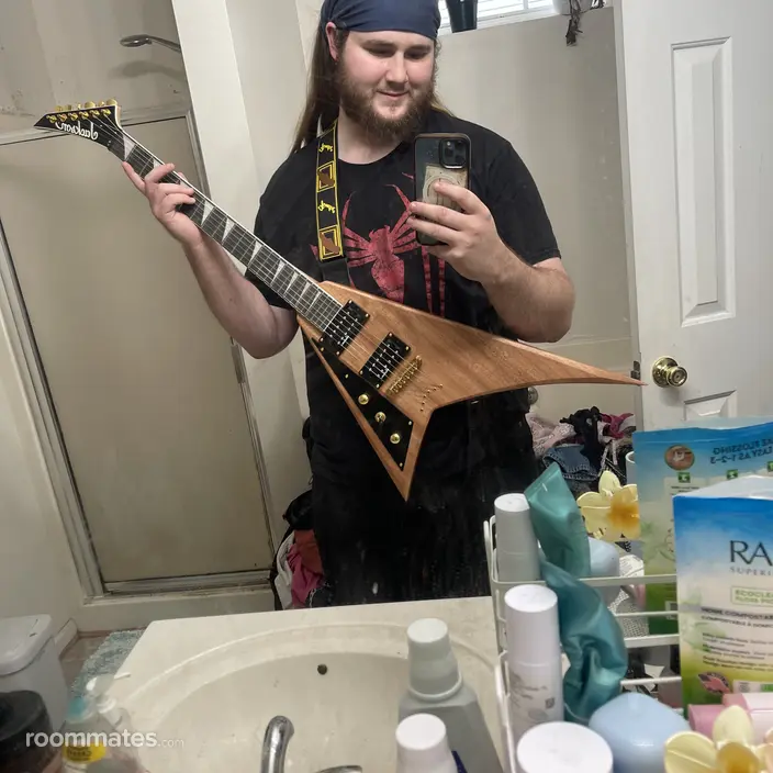 Roommate looking Suffolk, VA, $1000