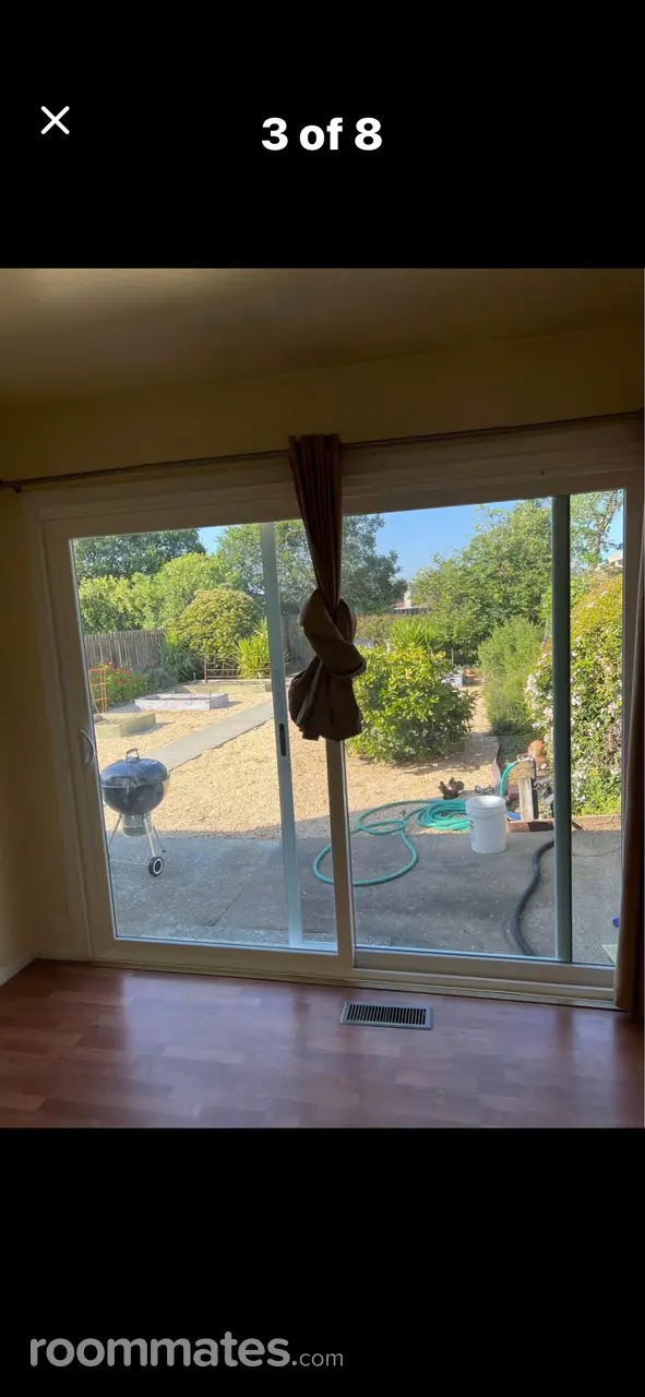 Profile photo 7 of 9