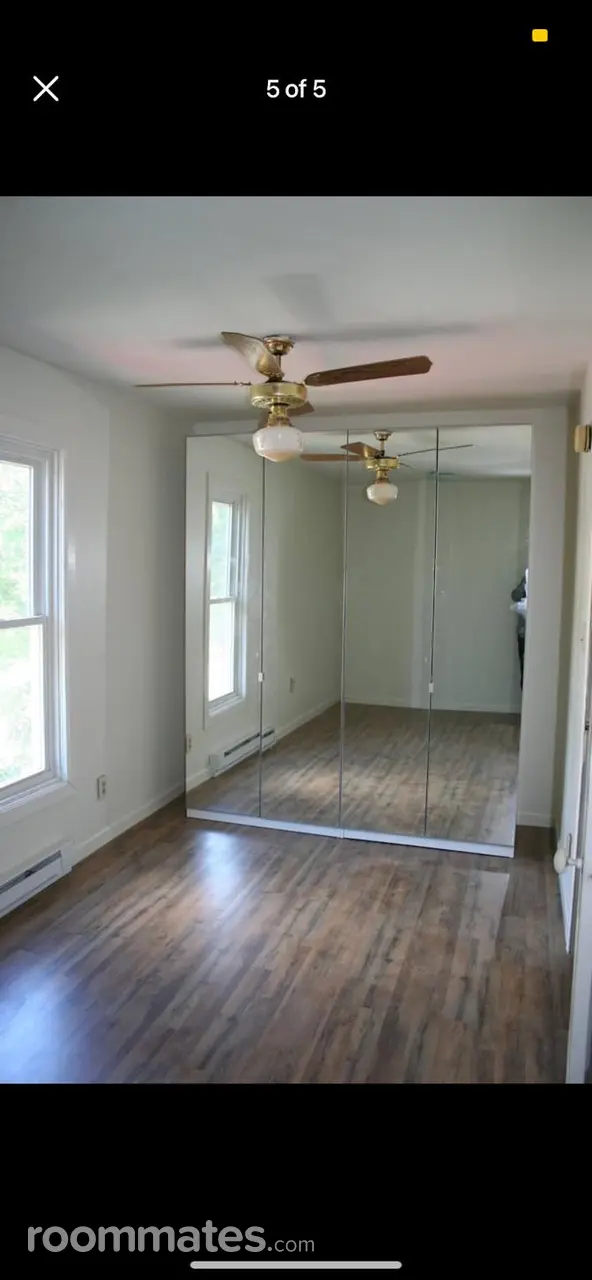 Profile photo 3 of 4