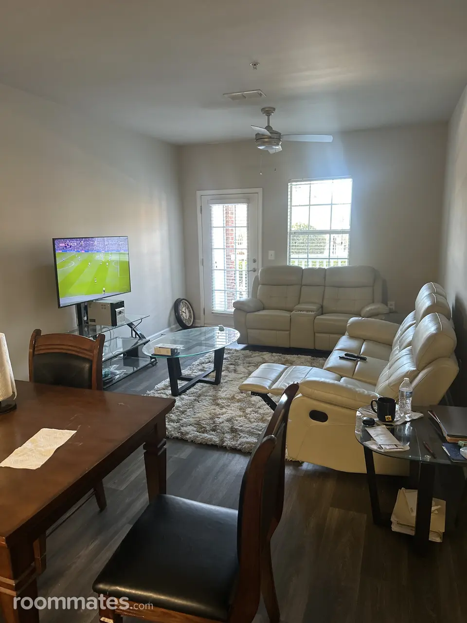 Profile photo 7 of 10