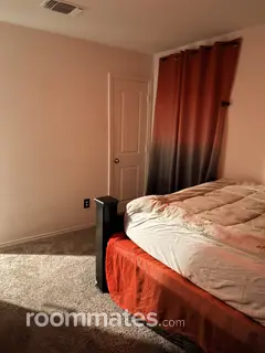 Room for rent in Jarrell, TX $800, house