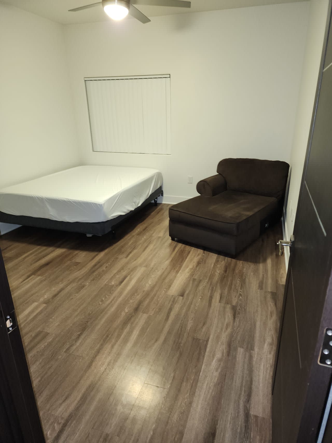 Profile photo 5 of 6