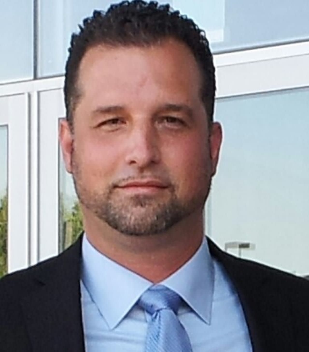 Profile photo 6 of 6