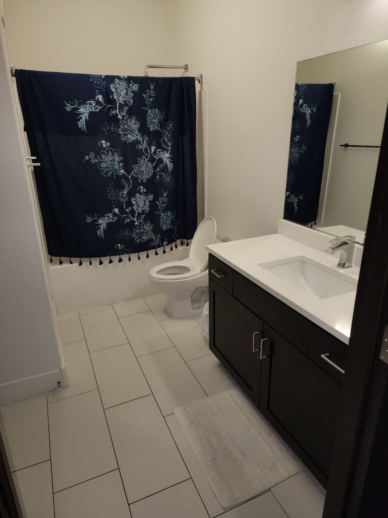 Profile photo 3 of 6