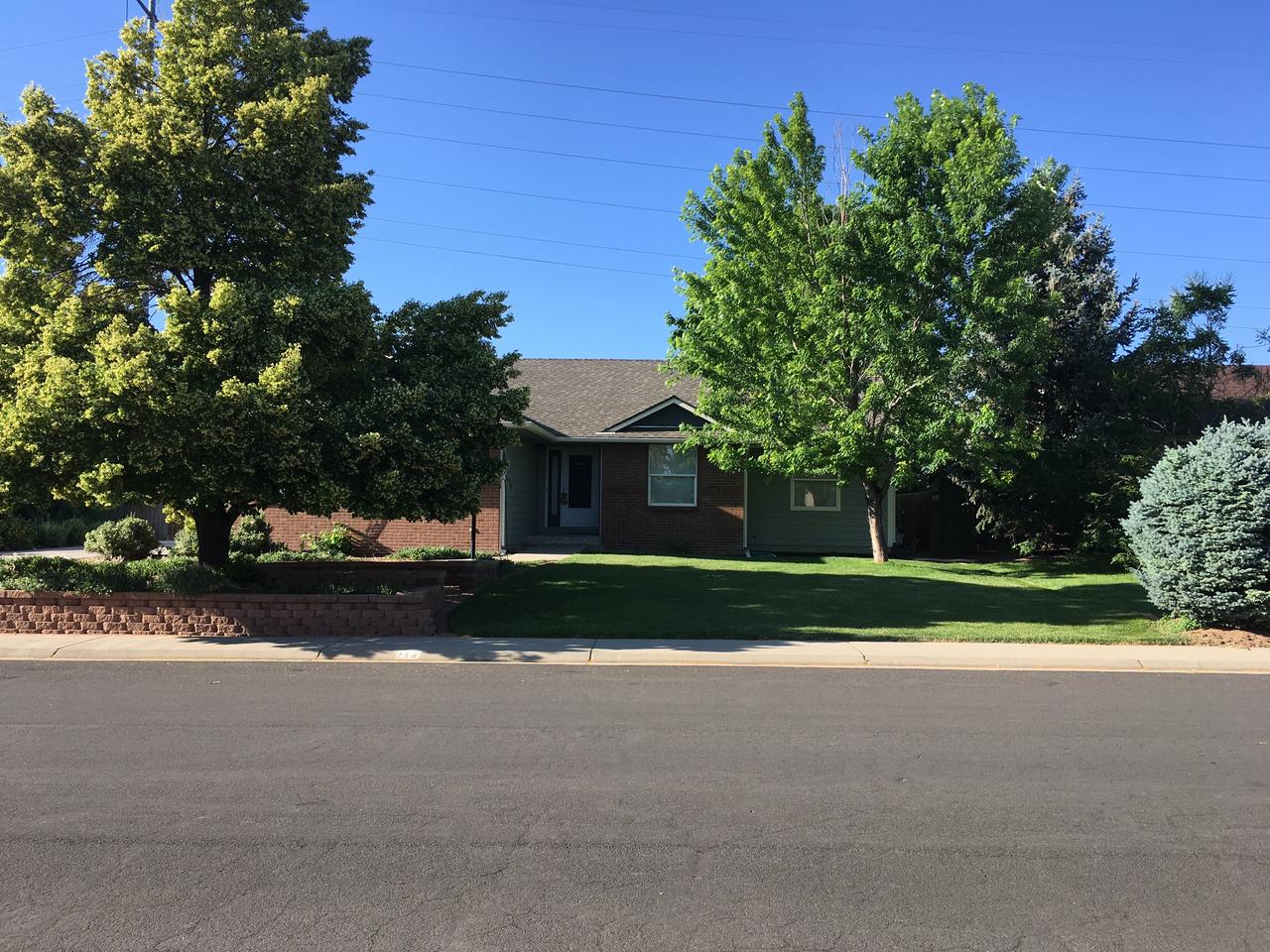 Profile photo 11 of 12