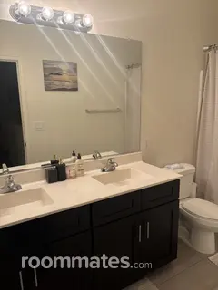Room for rent in Phoenix, AZ $800, house