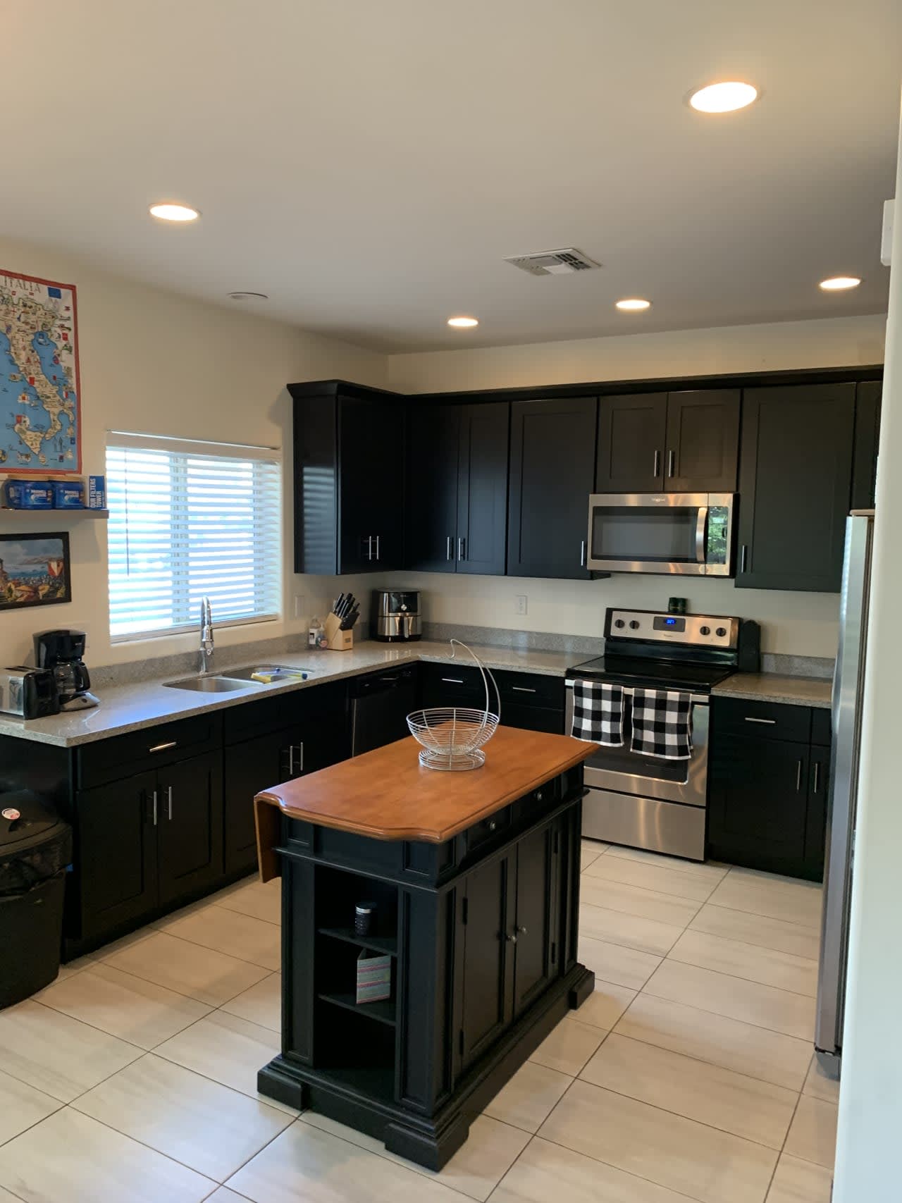 Profile photo 4 of 10