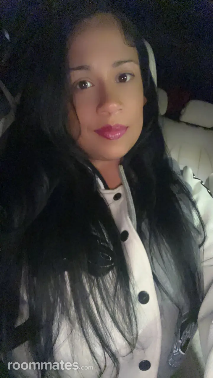 Profile photo 13 of 13