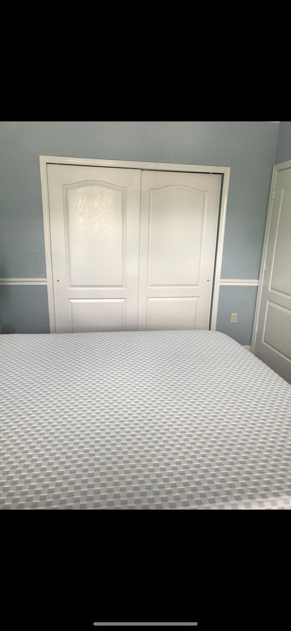 Profile photo 3 of 7