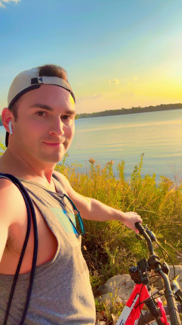 Profile photo 5 of 8