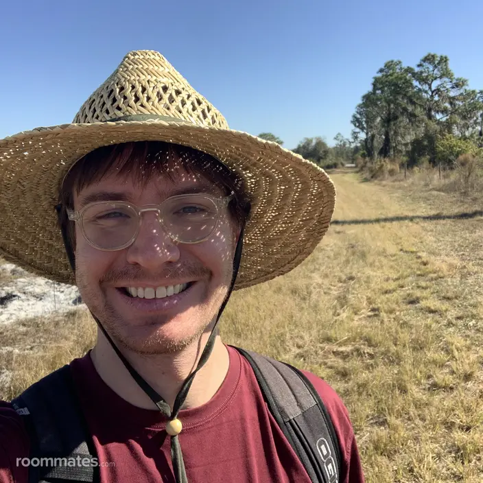 Roommate looking Tampa, FL, $800