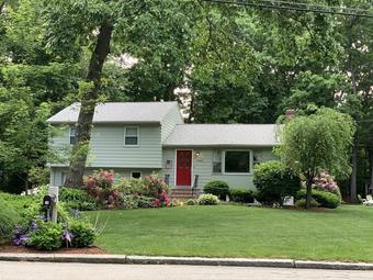 Room for rent in Chelmsford, MA $1100, house