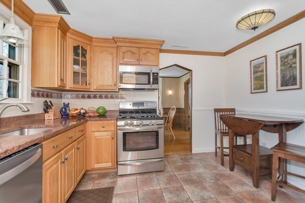 Profile photo 7 of 11