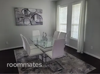 Room for rent in Richmond, TX $700, house