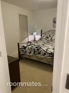 Room for rent in Hinckley, OH $695, house