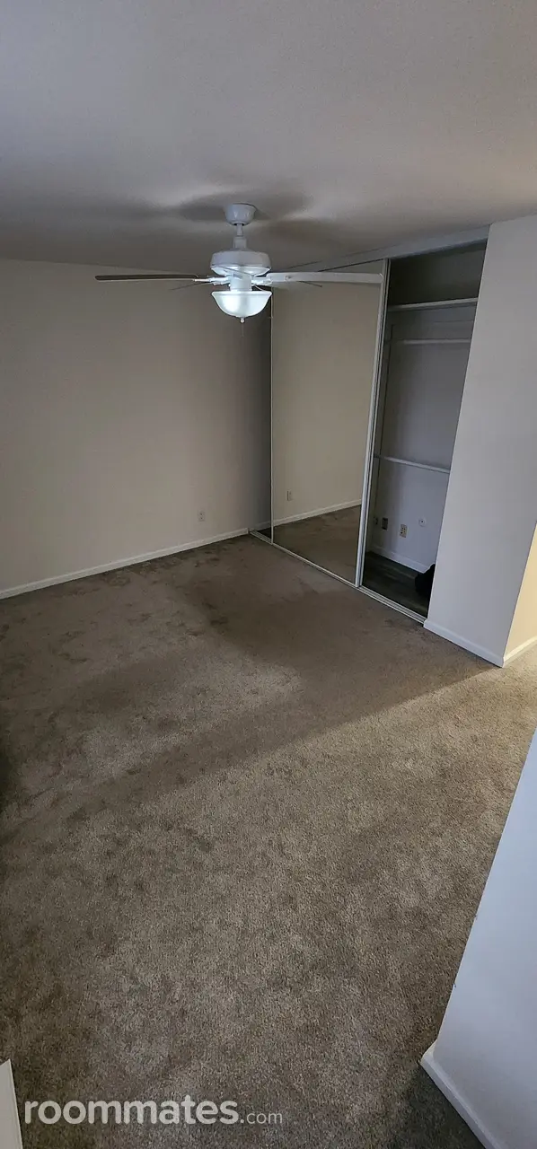 Profile photo 3 of 4